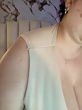 Snapshot of mollieblue69 chatting on April 21, 2026, 1:17 pm mollieblue69 online show from April 21, 2026, 1:17 pm