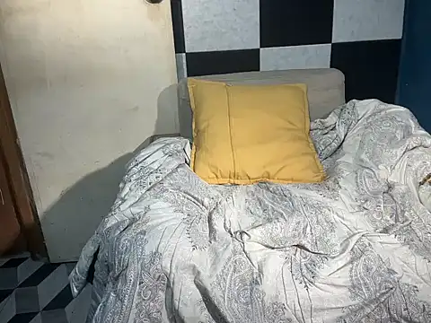 Snapshot of asian-doll chatting on March 27, 2026, 2:42 am asian-doll online show from March 27, 2026, 2:42 am