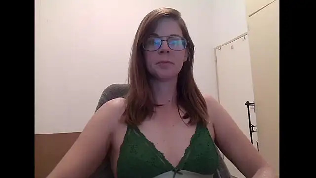 SavannaGirly online show from April 9, 2026, 7:03 am