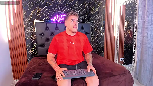 Snapshot of keane_lee chatting on September 16, 2025, 11:44 am keane lee online show from September 16, 2025, 11:44 am