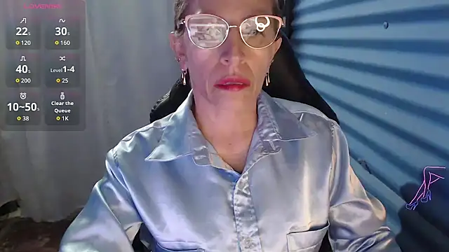 Snapshot of Chayla_Ruiz chatting on April 19, 2026, 11:18 pm Chayla Ruiz online show from April 19, 2026, 11:18 pm