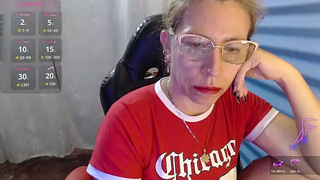 Snapshot of Chayla_Ruiz chatting on May 15, 2026, 12:30 am Chayla Ruiz online show from May 15, 2026, 12:30 am