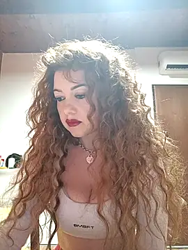 Snapshot of CurlyElisa chatting on March 29, 2026, 10:55 pm CurlyElisa online show from March 29, 2026, 10:55 pm