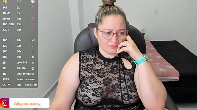 alejandra milf  online show from January 7, 2026, 11:10 pm