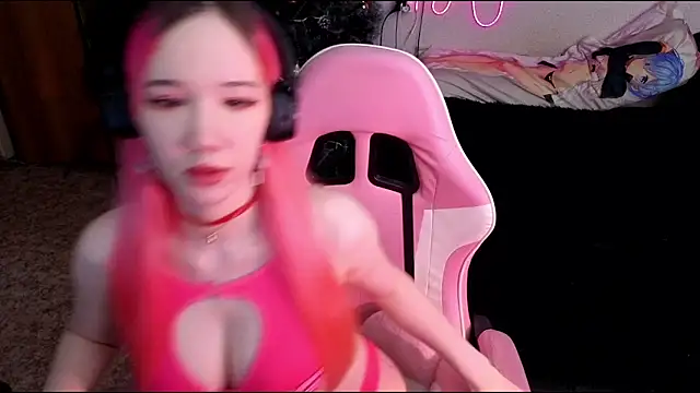 Snapshot of Maya_Viola chatting on January 18, 2026, 5:44 am Maya Viola online show from January 18, 2026, 5:44 am