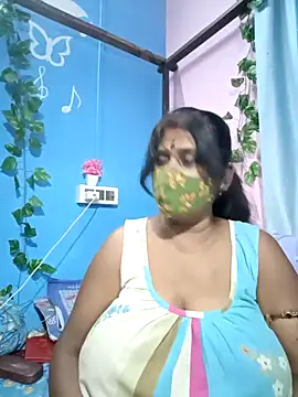 Snapshot of parioo7 chatting on March 5, 2025, 5:29 pm parioo7 online show from March 5, 2025, 5:29 pm