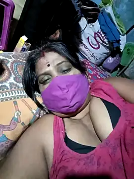 Snapshot of parioo7 chatting on March 18, 2025, 5:23 pm parioo7 online show from March 18, 2025, 5:23 pm
