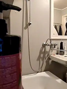 mustang69696 online show from October 29, 2025, 10:20 pm