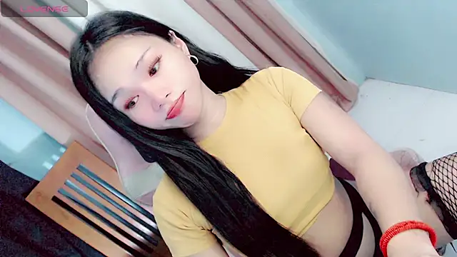 amomentoflust69 online show from May 22, 2026, 11:30 am