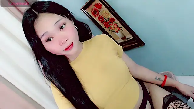 amomentoflust69 online show from May 24, 2026, 11:21 am