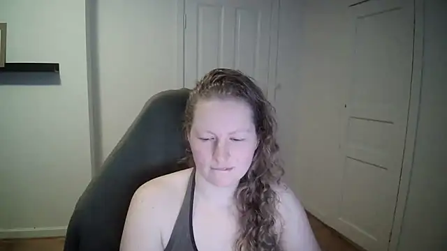 Snapshot of Girlnina-1995 chatting on March 17, 2025, 11:42 am Girlnina-1995 online show from March 17, 2025, 11:42 am