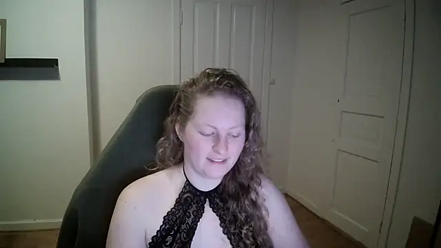 Snapshot of Girlnina-1995 chatting on February 25, 2025, 3:53 pm Girlnina-1995 online show from February 25, 2025, 3:53 pm