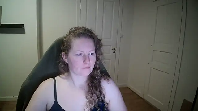 Snapshot of Girlnina-1995 chatting on February 4, 2025, 8:06 pm Girlnina-1995 online show from February 4, 2025, 8:06 pm