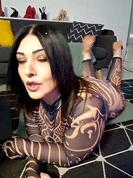 AryaSummersReal online show from April 6, 2026, 8:04 am