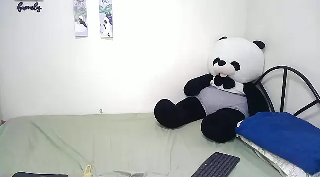 Snapshot of rihanna22 chatting on January 17, 2025, 3:53 pm rihanna22 online show from January 17, 2025, 3:53 pm