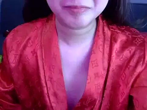 Snapshot of Bee_2k chatting on March 24, 2026, 4:12 am Bee 2k online show from March 24, 2026, 4:12 am