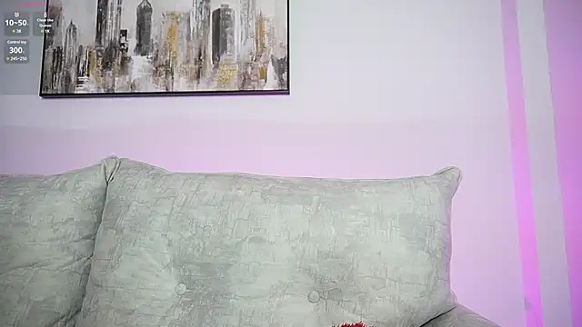 zairamiller online show from February 19, 2025, 2:01 pm