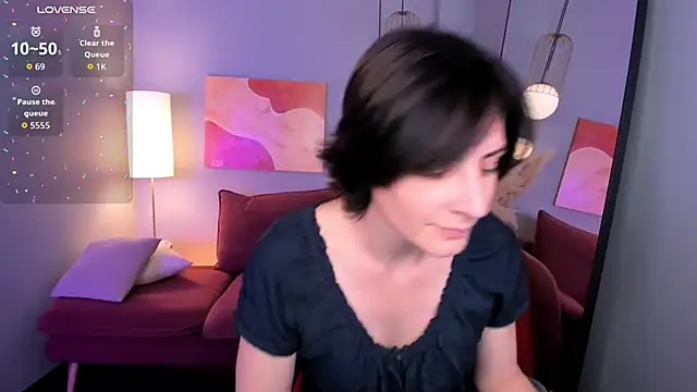 LorenDaze online show from July 1, 2026, 2:06 pm