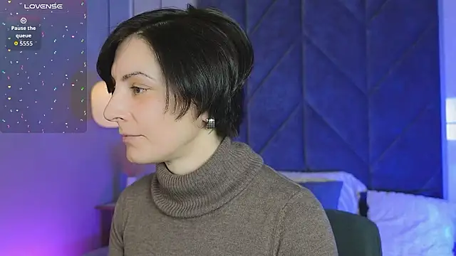 Snapshot of LorenDaze chatting on February 10, 2026, 7:40 am LorenDaze online show from February 10, 2026, 7:40 am