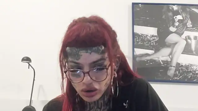 tamarapervert online show from March 17, 2026, 7:06 pm