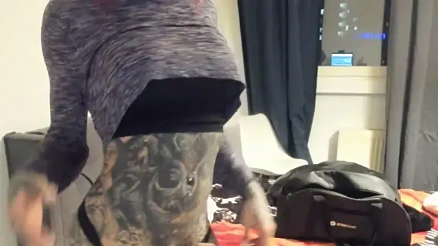 tamarapervert online show from January 6, 2026, 8:24 pm