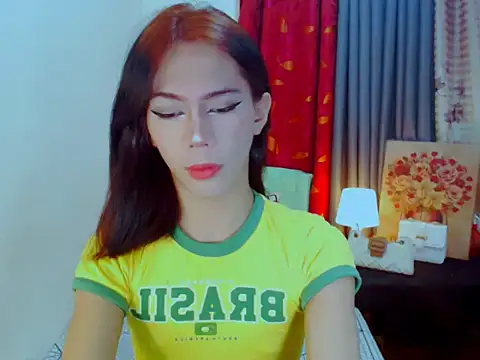 ELLIZABETHFORCUMXX online show from October 23, 2025, 10:03 am