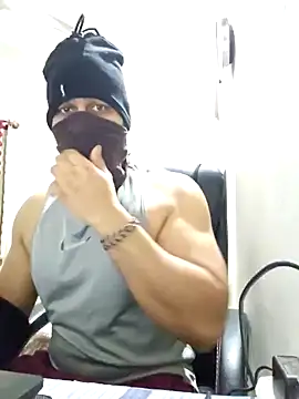 kaizercool1 online show from February 3, 2025, 1:41 am