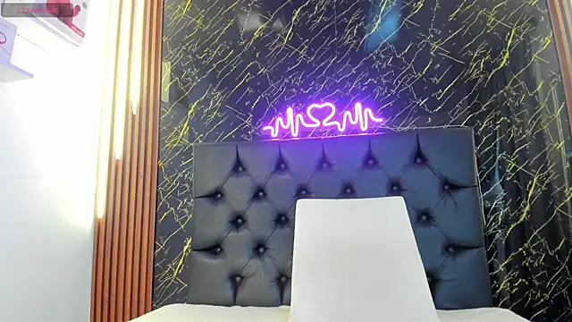 Snapshot of Tamara-evans chatting on September 12, 2025, 7:35 pm Tamara-evans online show from September 12, 2025, 7:35 pm