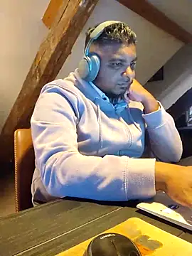 Bandusrilankasexymen online show from March 19, 2025, 9:48 pm