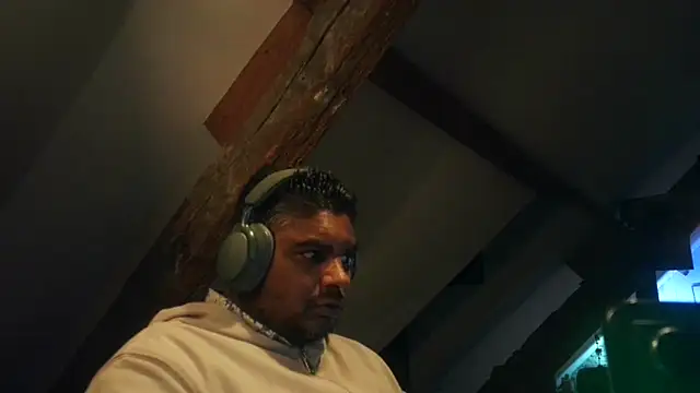 Bandusrilankasexymen online show from October 10, 2025, 10:43 pm