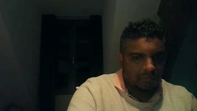 Bandusrilankasexymen online show from March 12, 2026, 9:52 pm