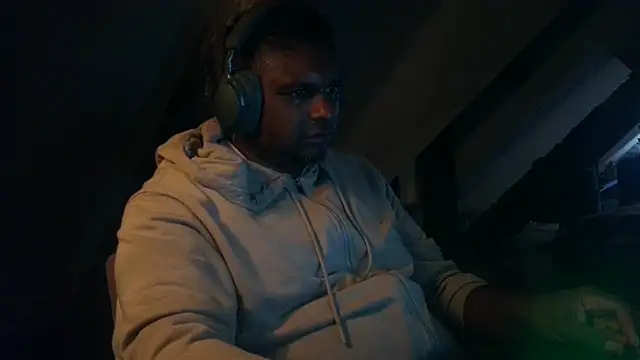 Bandusrilankasexymen online show from September 26, 2025, 9:54 pm