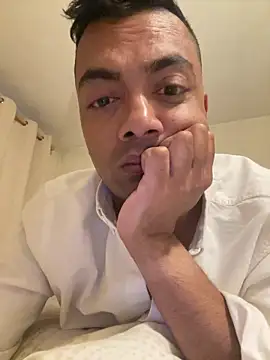 Snapshot of BritKink chatting on May 29, 2026, 8:48 pm BritKink online show from May 29, 2026, 8:48 pm