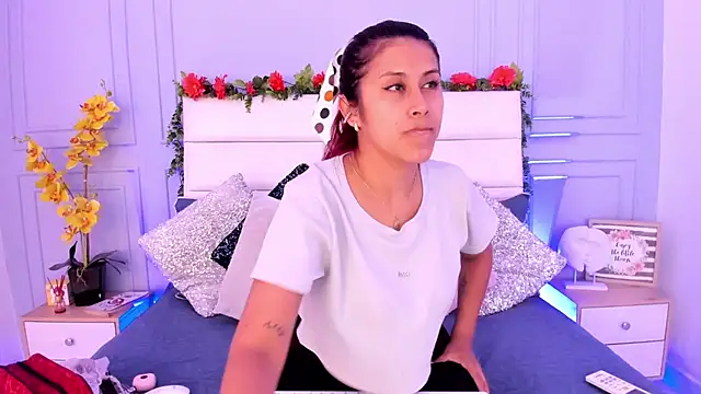 Snapshot of Karlagonzales_ chatting on March 20, 2025, 6:20 pm Karlagonzales online show from March 20, 2025, 6:20 pm