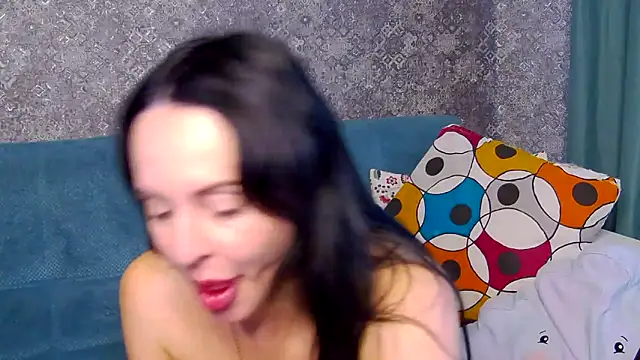 Brilliant Doll online show from November 21, 2025, 2:54 am