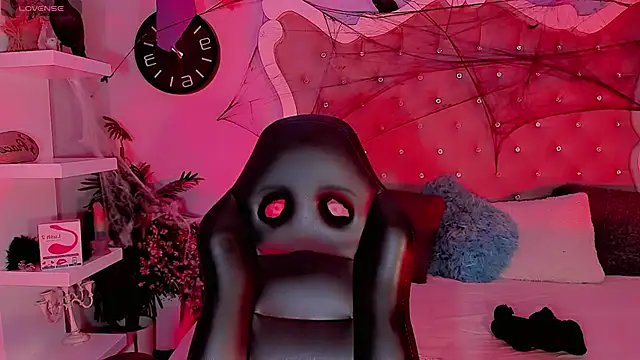 LeyXandrabraz online show from October 28, 2025, 7:24 pm