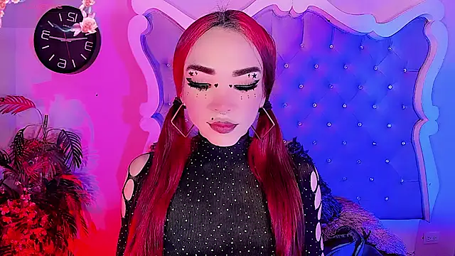 LeyXandrabraz online show from April 30, 2026, 8:57 pm