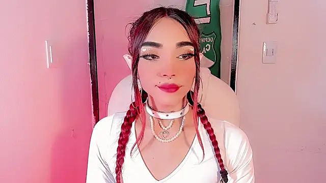 Snapshot of LeyXandrabraz chatting on March 4, 2025, 3:48 pm LeyXandrabraz online show from March 4, 2025, 3:48 pm