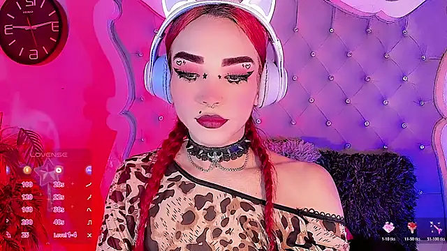 LeyXandrabraz online show from May 15, 2026, 8:07 pm