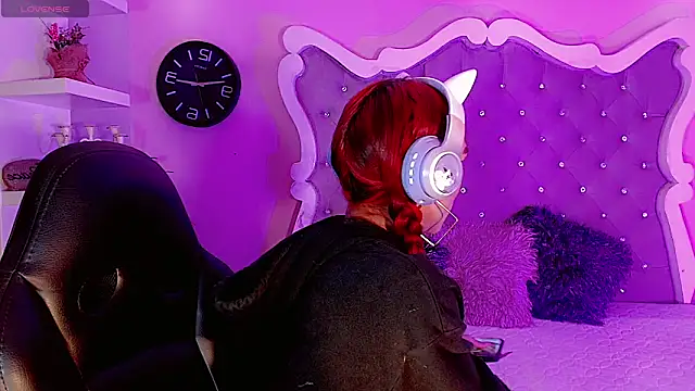 LeyXandrabraz online show from March 30, 2026, 8:21 pm