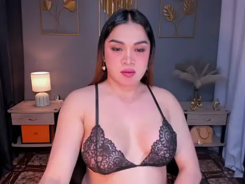 Snapshot of MaxeneCullens chatting on January 19, 2025, 4:22 am MaxeneCullens online show from January 19, 2025, 4:22 am