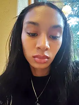 Snapshot of Leaberry chatting on February 16, 2026, 9:56 pm Leaberry online show from February 16, 2026, 9:56 pm