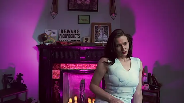 Snapshot of RhiCon chatting on February 15, 2025, 6:12 pm RhiCon online show from February 15, 2025, 6:12 pm