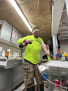 Snapshot of charactrzero chatting on January 14, 2026, 10:46 pm charactrzero online show from January 14, 2026, 10:46 pm