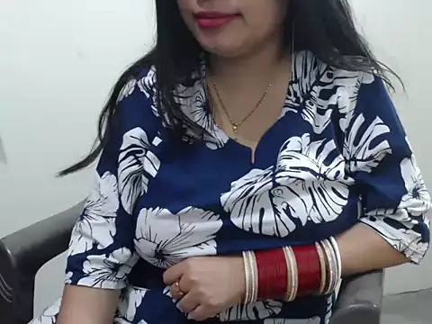 Snapshot of HOT_CHILLY chatting on May 16, 2026, 9:19 am HOT CHILLY online show from May 16, 2026, 9:19 am