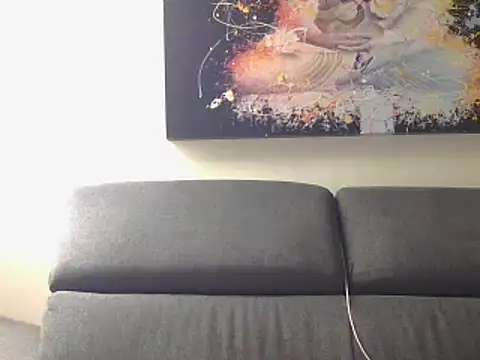 minouminouxxx2 online show from February 24, 2025, 7:09 pm