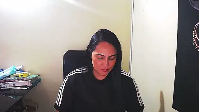 kendall 52 online show from January 24, 2025, 1:47 pm