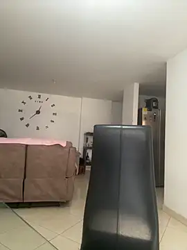 kendall 52 online show from September 25, 2025, 5:41 pm