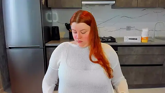 Snapshot of PolinaSalvatore chatting on February 7, 2025, 12:39 pm PolinaSalvatore online show from February 7, 2025, 12:39 pm