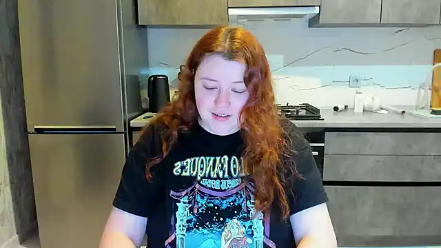Snapshot of PolinaSalvatore chatting on February 21, 2025, 6:26 pm PolinaSalvatore online show from February 21, 2025, 6:26 pm